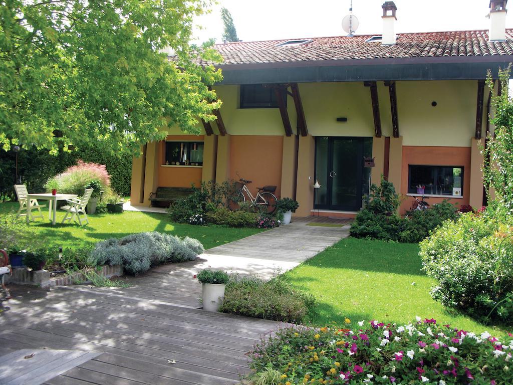 チェゼーナ Casa Lo Bed & Breakfast エクステリア 写真